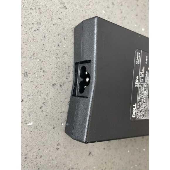 Dell D6000 Universal  Docking Station - Black - W/ 130W Power Adapter - Picture 8 of 10